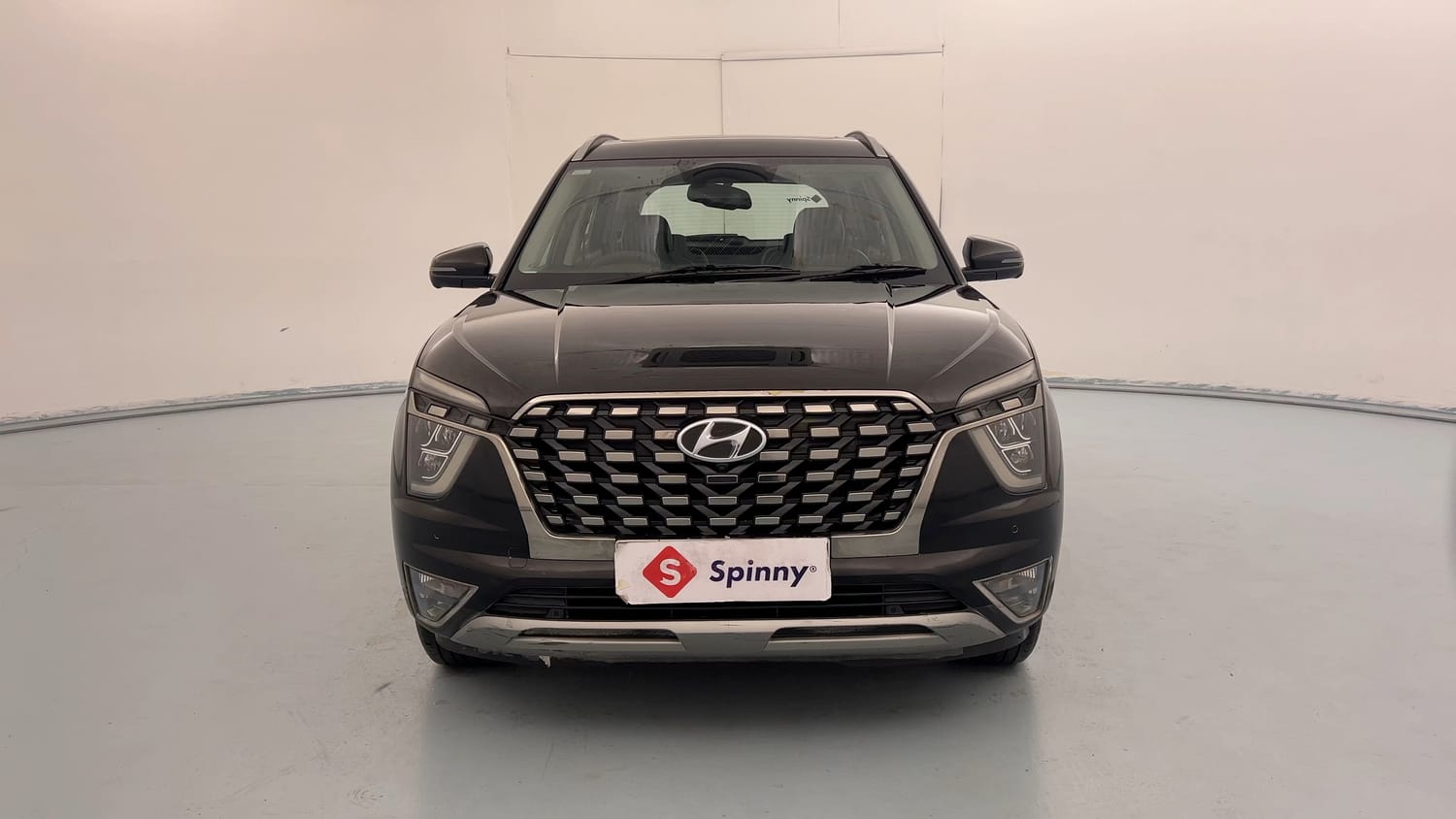 Used 2021 Hyundai Alcazar Signature (O) 6 STR 1.5 Diesel AT Diesel Automatic exterior FRONT VIEW