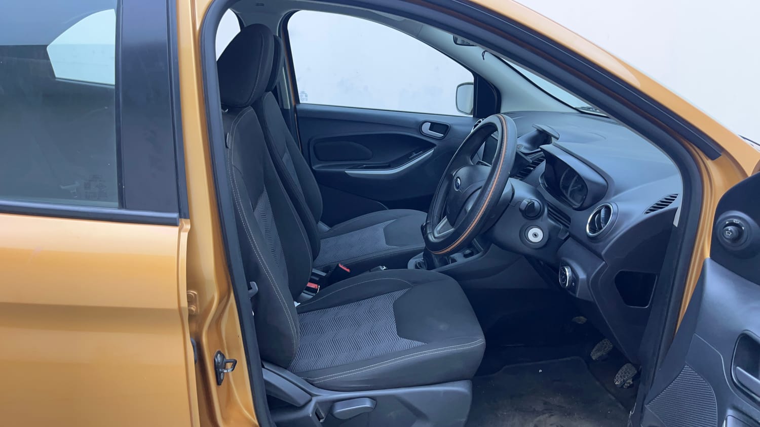 Used 2016 Ford Figo Titanium Plus 1.5 TDCi Diesel Manual interior RIGHT SIDE FRONT DOOR CABIN VIEW