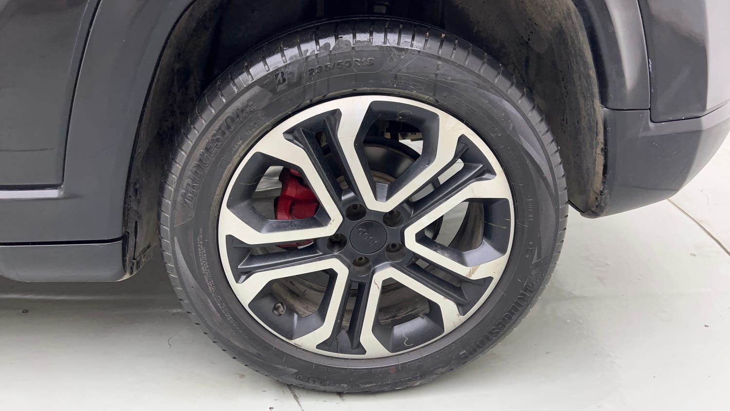 Used 2021 Jeep Compass Model S (O) 1.4 Petrol DCT Petrol Automatic tyres LEFT REAR TYRE RIM VIEW