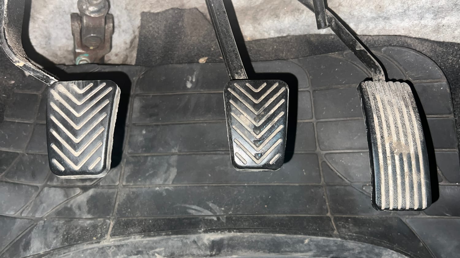 Used 2017 Hyundai Eon Era +  CNG (Outside Fitted) Cng Manual interior PEDALS VIEW
