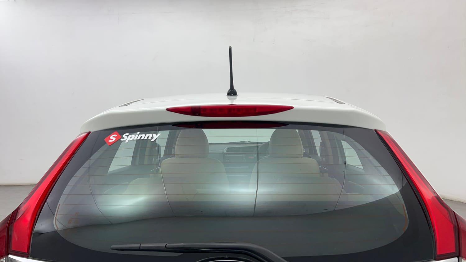 Used 2016 Honda Jazz V AT Petrol Petrol Automatic exterior BACK WINDSHIELD VIEW