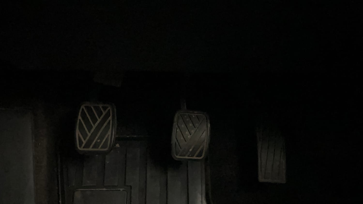 Used 2022 maruti-suzuki Vitara Brezza LXi Petrol Manual interior PEDALS VIEW