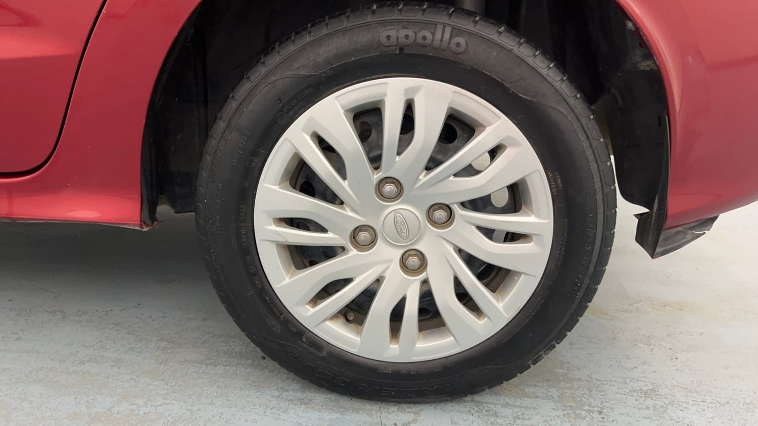 Used 2019 Ford Figo Aspire Trend Plus 1.2 Ti-VCT Petrol Manual tyres LEFT REAR TYRE RIM VIEW