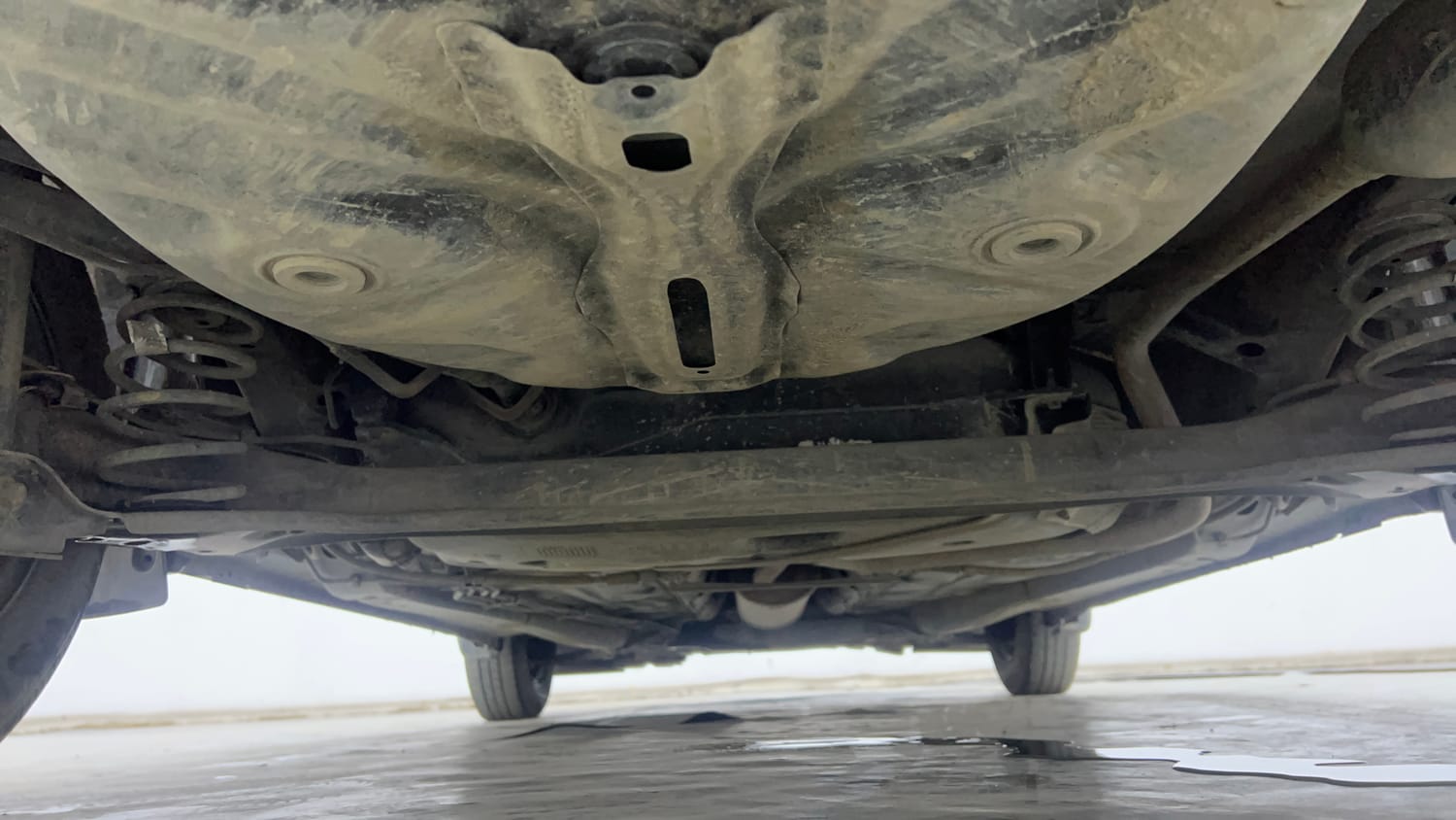Used 2017 Maruti Suzuki Dzire VXi AMT Petrol Automatic extra REAR UNDERBODY VIEW (TAKEN FROM REAR)