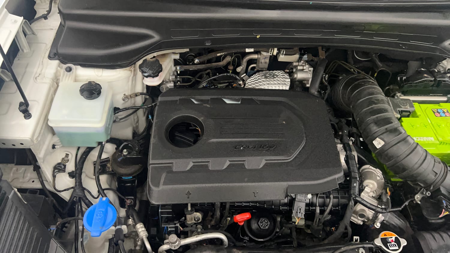 Used 2022 Hyundai Creta EX 1.5 Diesel Diesel Manual engine ENGINE RIGHT SIDE VIEW