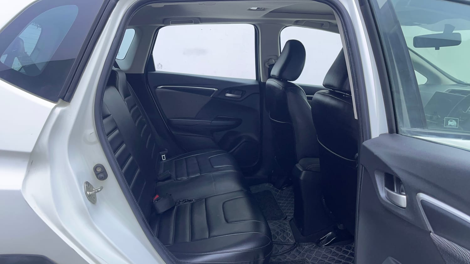Used 2018 Honda WR-V VX MT Diesel Diesel Manual interior RIGHT SIDE REAR DOOR CABIN VIEW