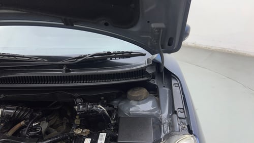 Used 2017 Maruti Suzuki Baleno Delta 1.2 Petrol Manual engine ENGINE LEFT SIDE HINGE & APRON VIEW
