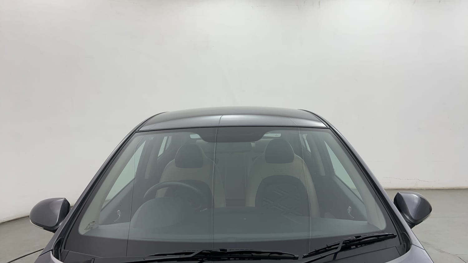 Used 2018 Hyundai Xcent SX (O) Petrol Manual exterior FRONT WINDSHIELD VIEW