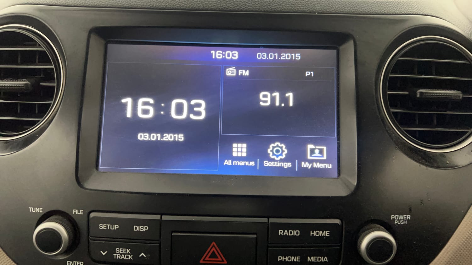 Used 2019 Hyundai Xcent SX Petrol Manual top_features Touch screen infotainment system