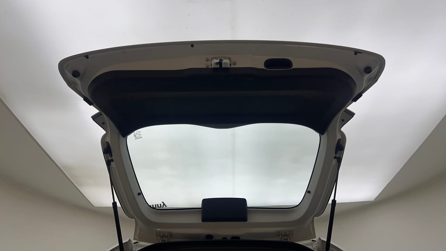 Used 2023 Maruti Suzuki Ignis Sigma 1.2 MT Petrol Manual interior DICKY DOOR OPEN VIEW