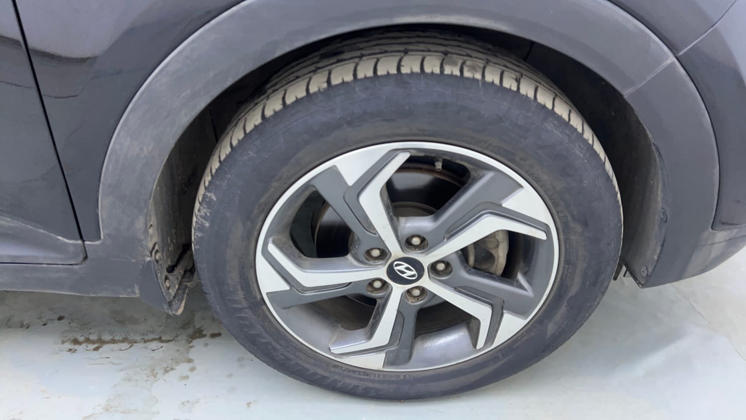 Used 2019 Hyundai Creta SX 1.6 AT Petrol Petrol Automatic tyres RIGHT FRONT TYRE RIM VIEW