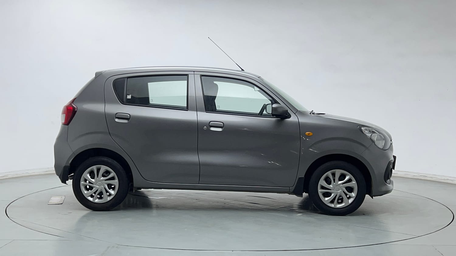 Used 2022 Maruti Suzuki Celerio VXi Petrol Manual exterior RIGHT SIDE VIEW