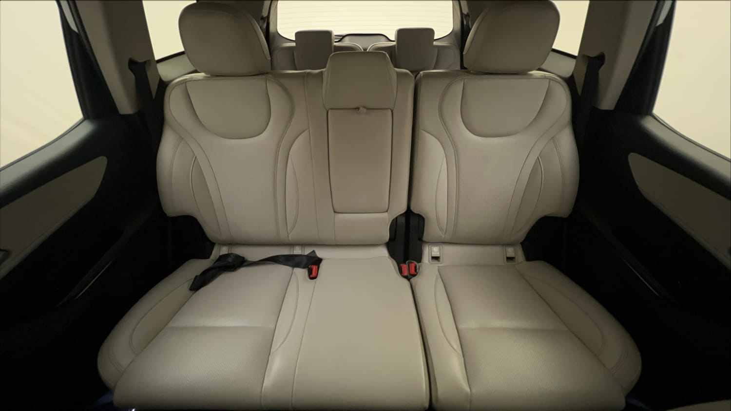 Used 2024 Mahindra XUV700 AX 7 Petrol AT 7 STR Petrol Automatic interior REAR SEAT CONDITION VIEW