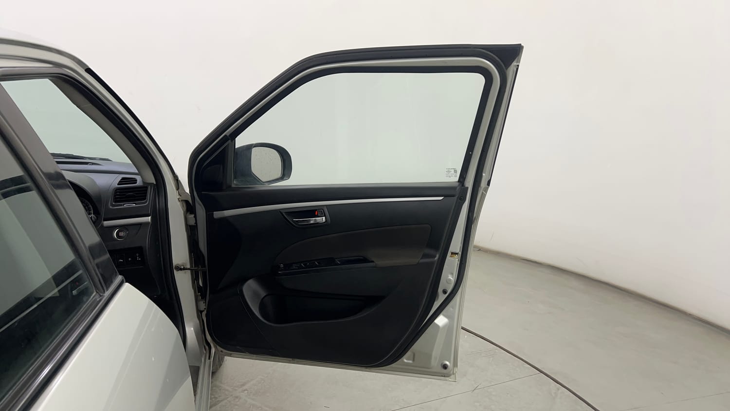 Used 2016 Maruti Suzuki Swift ZXi Petrol Manual interior RIGHT FRONT DOOR OPEN VIEW
