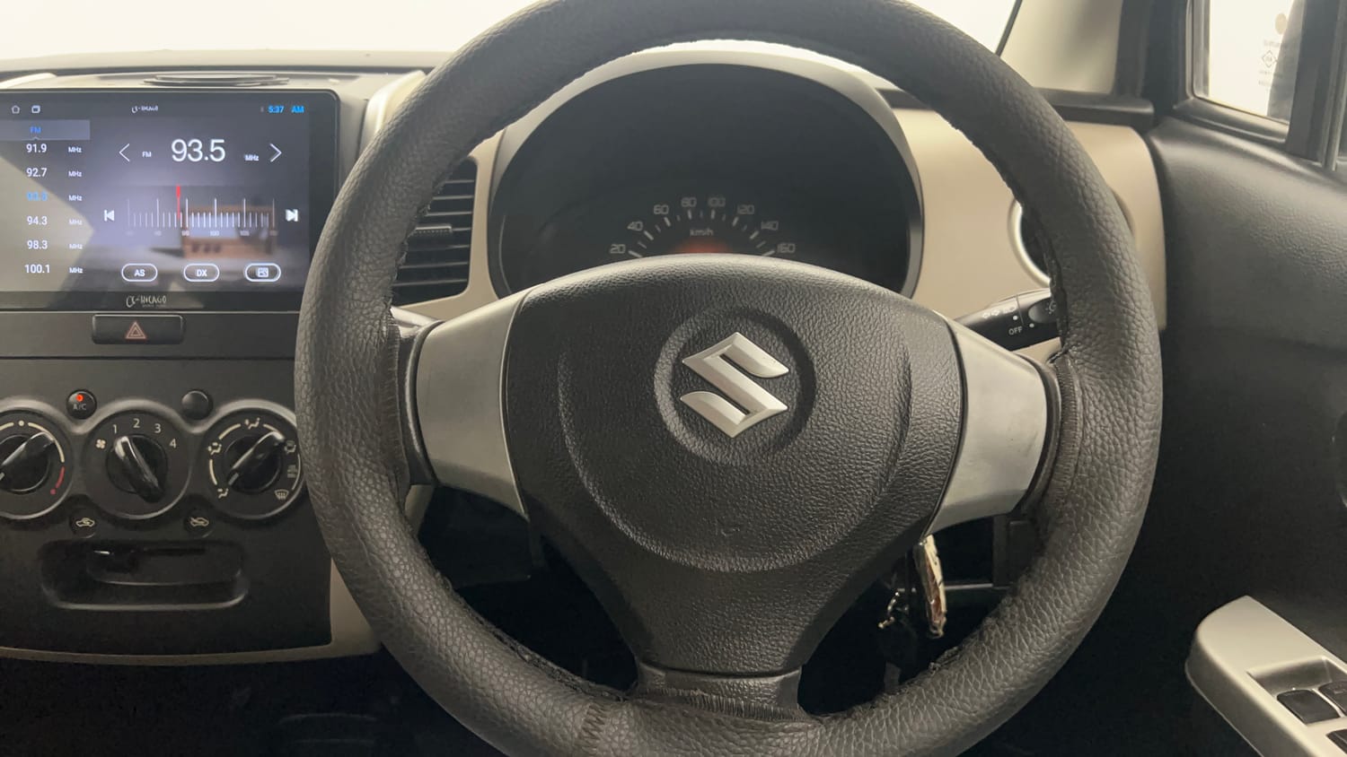 Used 2013 Maruti Suzuki Wagon R LXI Petrol Manual interior STEERING VIEW