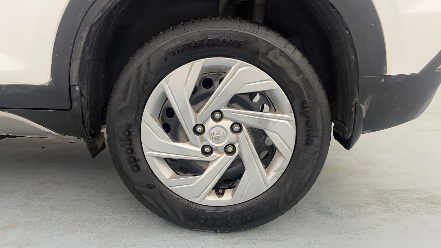 Used 2022 Hyundai Creta EX 1.5 Diesel Diesel Manual tyres LEFT REAR TYRE RIM VIEW