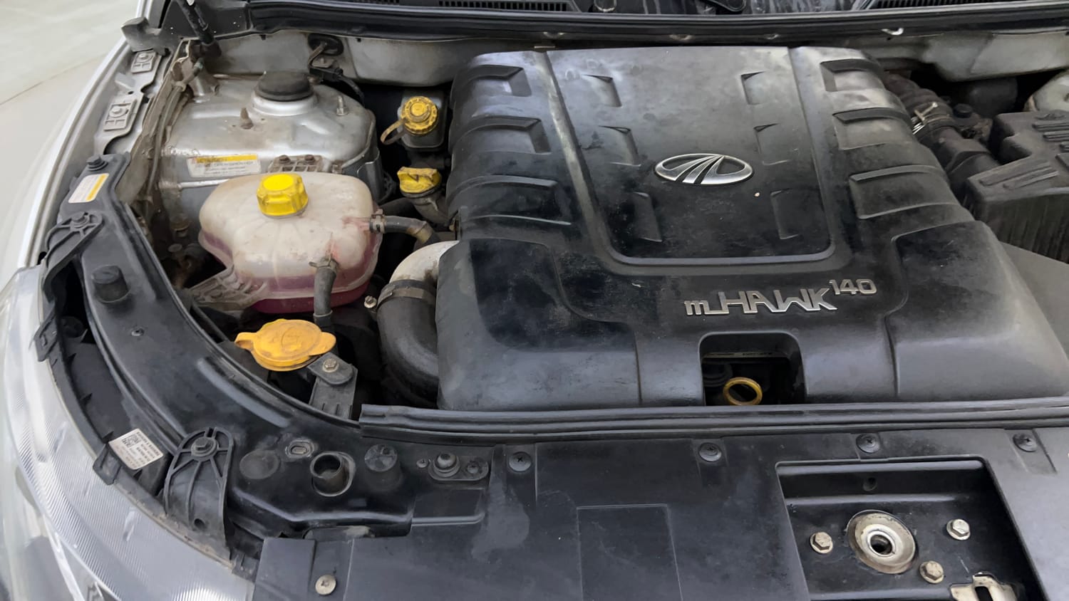 Used 2017 Mahindra XUV500 W10 Diesel Manual engine ENGINE RIGHT SIDE VIEW