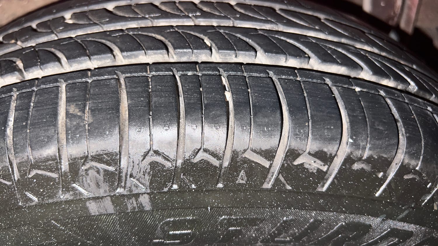 Used 2015 Maruti Suzuki Celerio VXi AMT Petrol Automatic tyres LEFT REAR TYRE TREAD VIEW