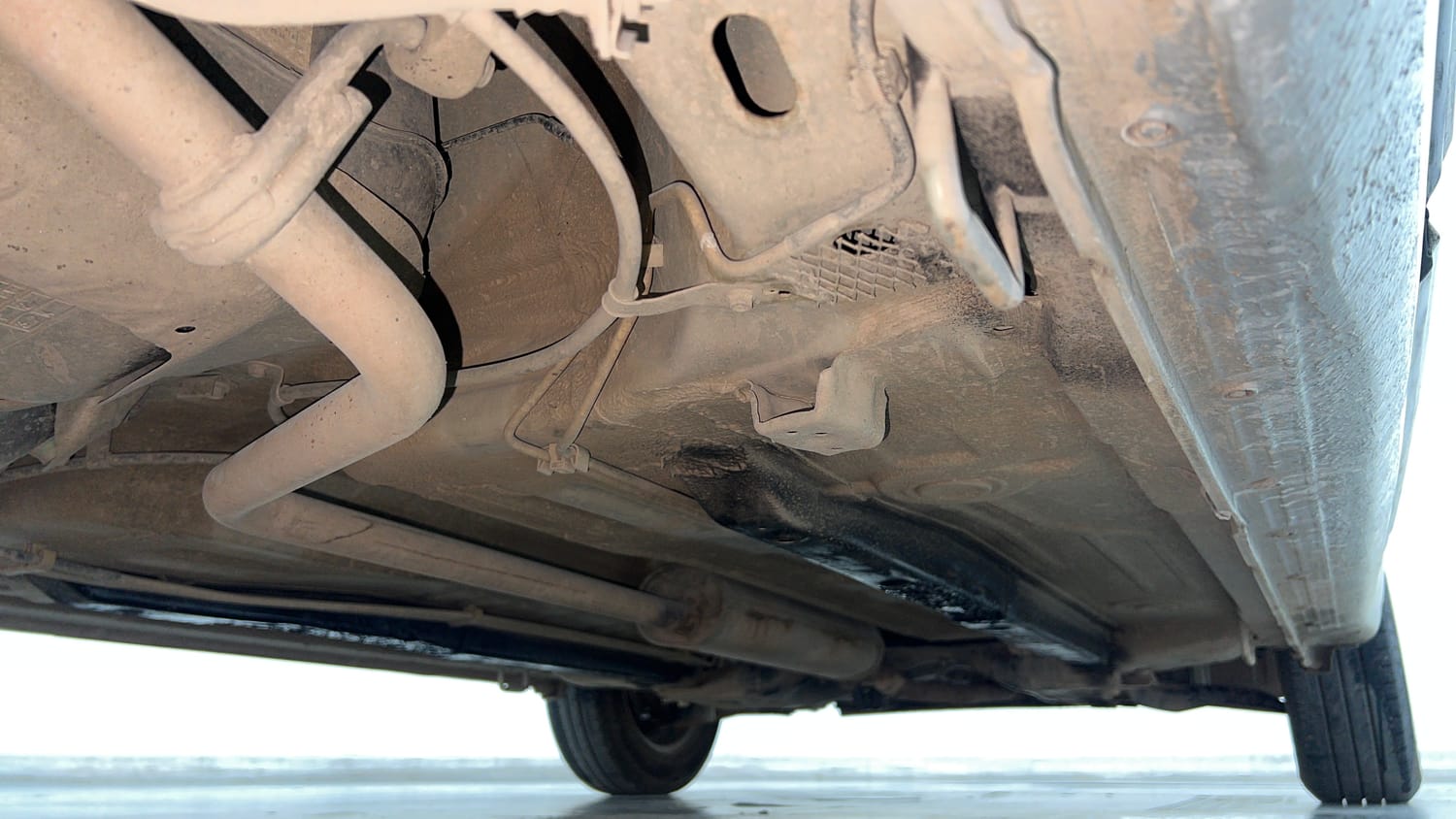 Used 2015 Maruti Suzuki Celerio VXi CNG Cng Manual extra REAR RIGHT UNDERBODY VIEW