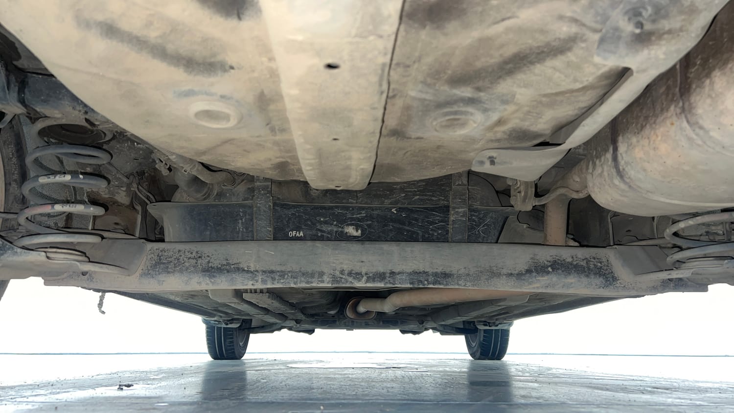 Used 2019 Hyundai Xcent SX Petrol Manual extra REAR UNDERBODY VIEW (TAKEN FROM REAR)