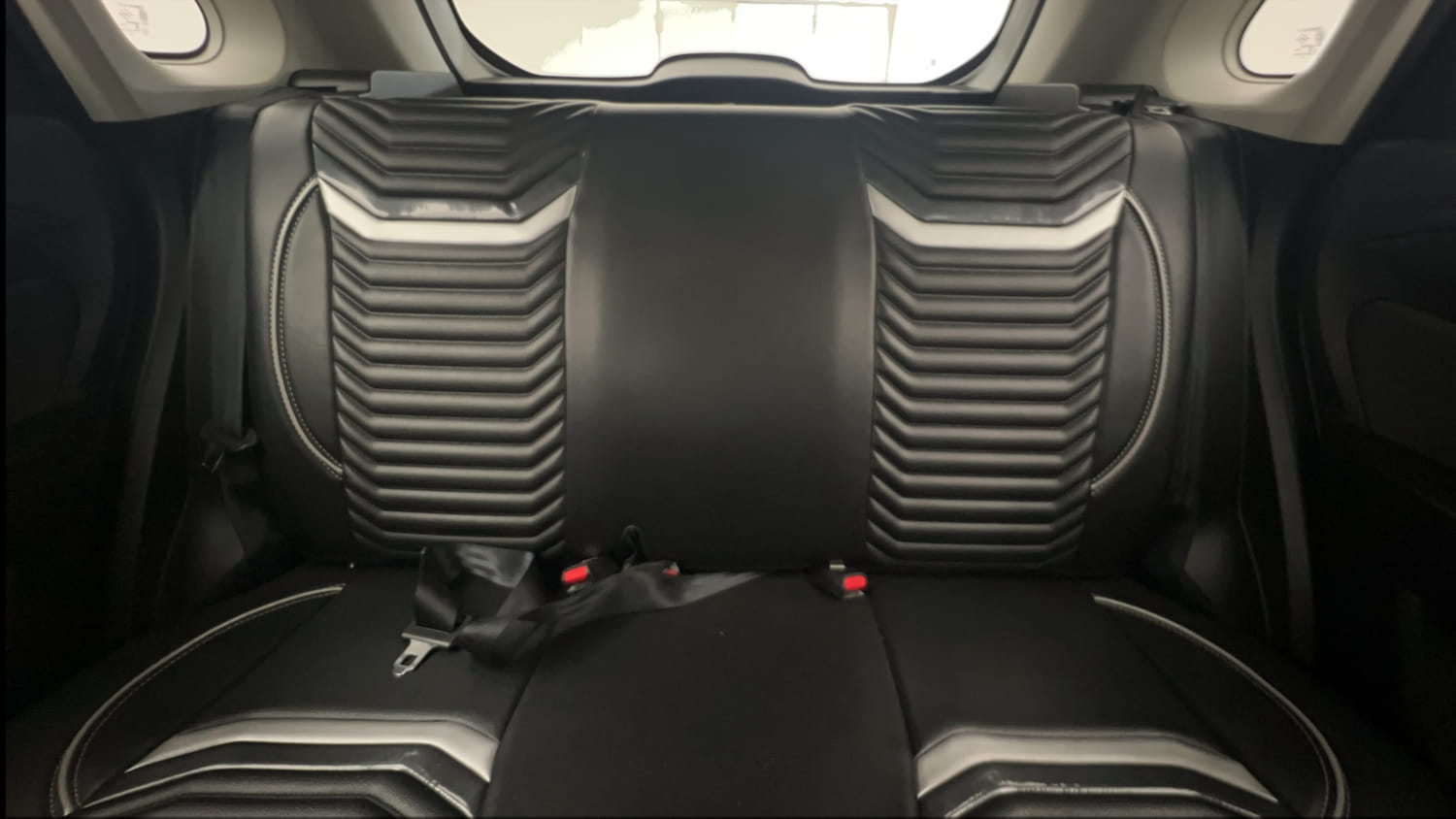 Used 2022 maruti-suzuki Vitara Brezza LXi Petrol Manual interior REAR SEAT CONDITION VIEW