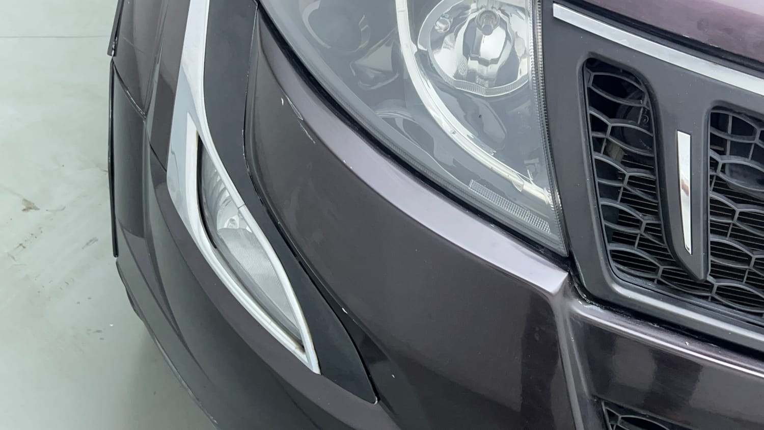 Used 2018 Mahindra XUV500 W9 Diesel Manual dents MINOR SCRATCH