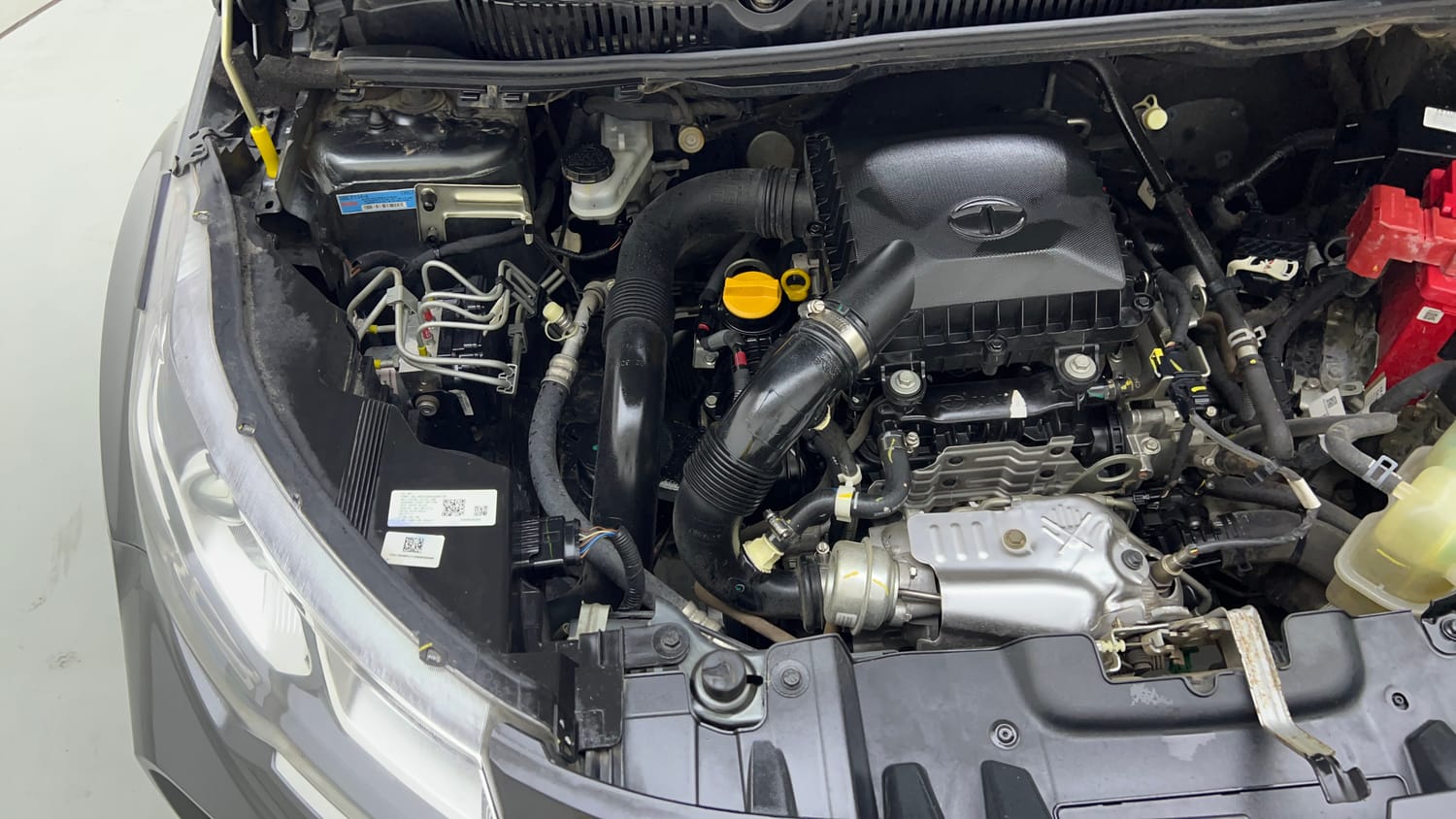 Used 2023 Tata Nexon XZA Plus Petrol Automatic engine ENGINE RIGHT SIDE VIEW