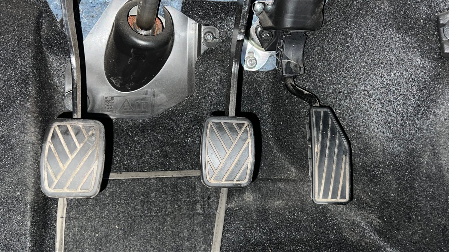 Used 2022 Maruti Suzuki Celerio VXi Petrol Manual interior PEDALS VIEW