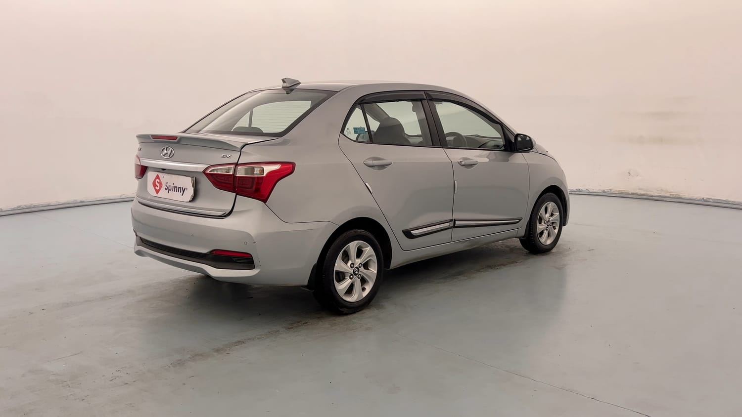 Used 2019 Hyundai Xcent SX Petrol Manual exterior RIGHT REAR CORNER VIEW