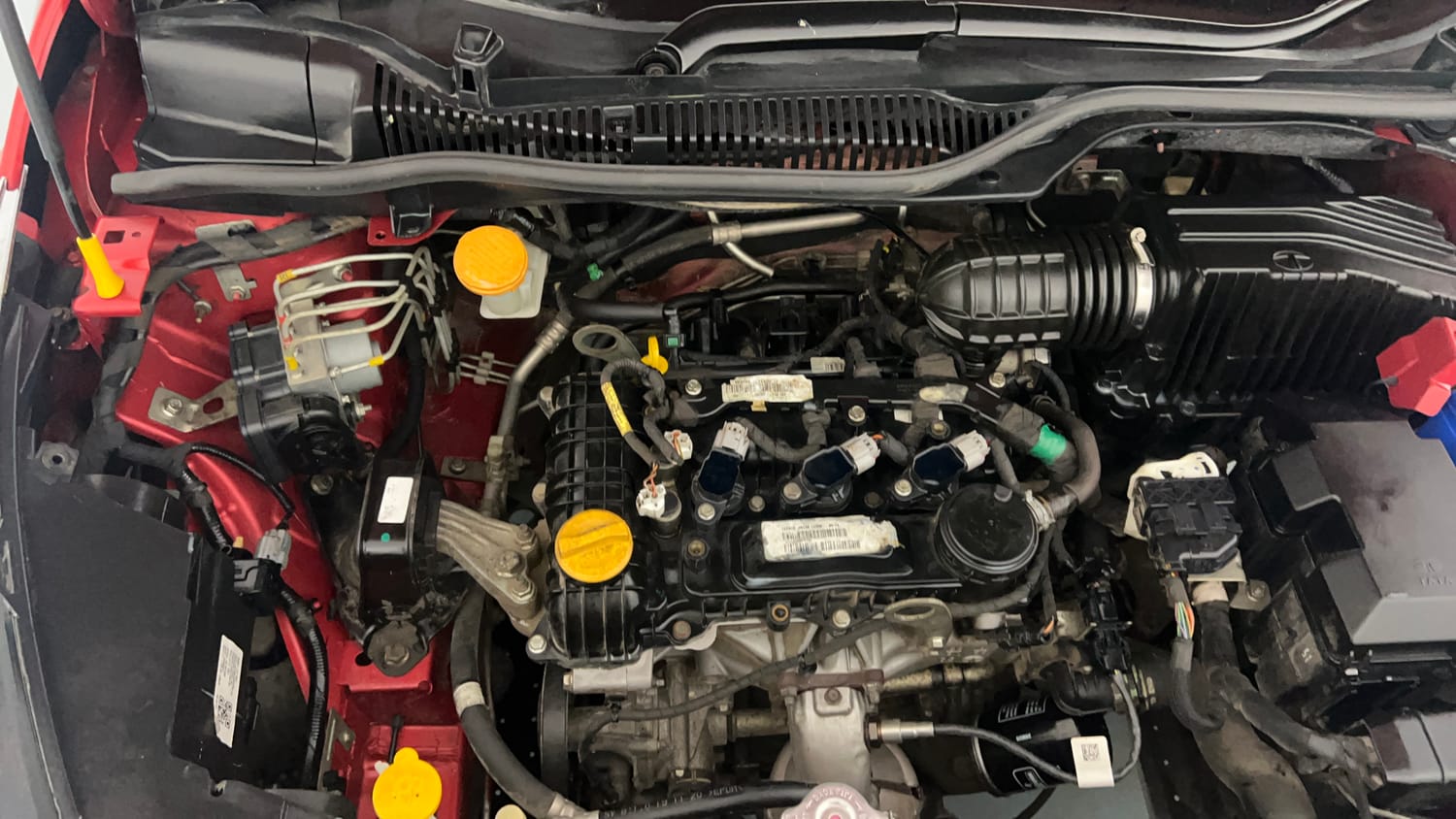 Used 2021 Tata Altroz XE Petrol Petrol Manual engine ENGINE RIGHT SIDE VIEW