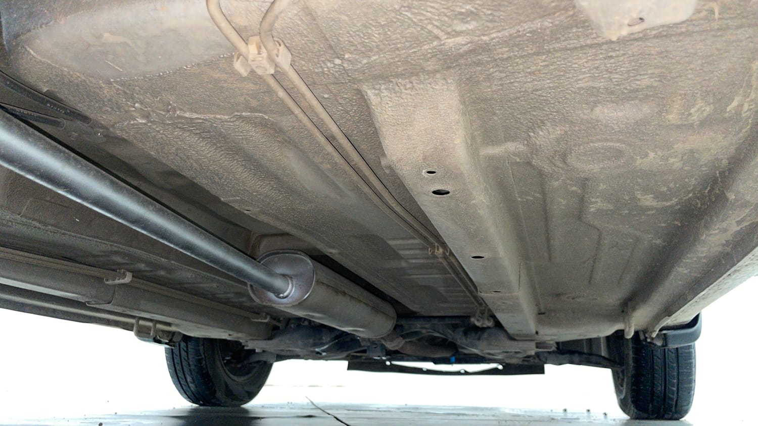 Used 2016 Maruti Suzuki Celerio VXi Petrol Manual extra REAR RIGHT UNDERBODY VIEW