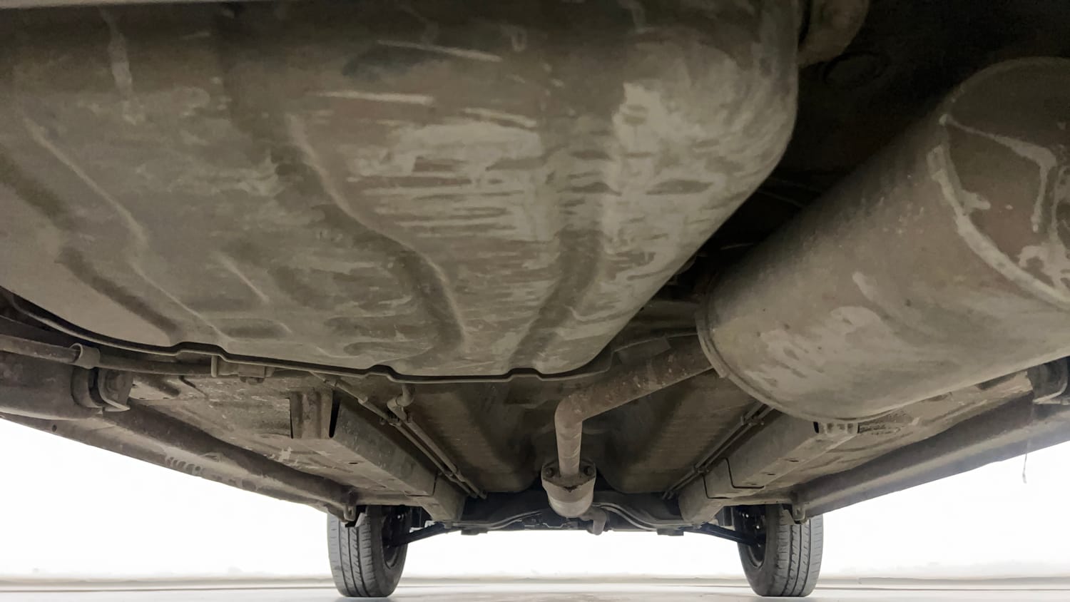 Used 2018 Maruti Suzuki Wagon R 1.0 VXI AMT Petrol Automatic extra REAR UNDERBODY VIEW (TAKEN FROM REAR)