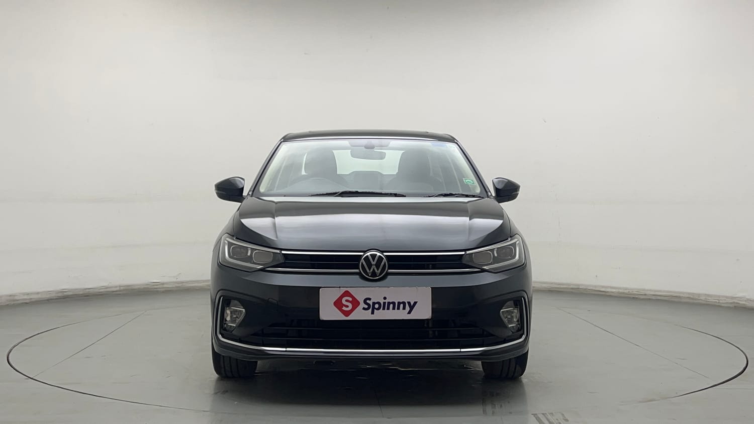 Used 2022 Volkswagen Virtus Topline 1.0 TSI AT Petrol Automatic exterior FRONT VIEW