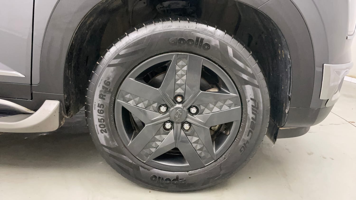 Used 2022 Hyundai Creta S 1.5 Petrol Petrol Manual tyres RIGHT FRONT TYRE RIM VIEW