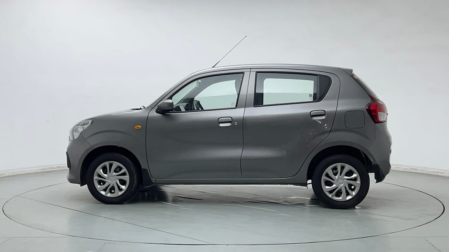 Used 2022 Maruti Suzuki Celerio VXi Petrol Manual exterior LEFT SIDE VIEW