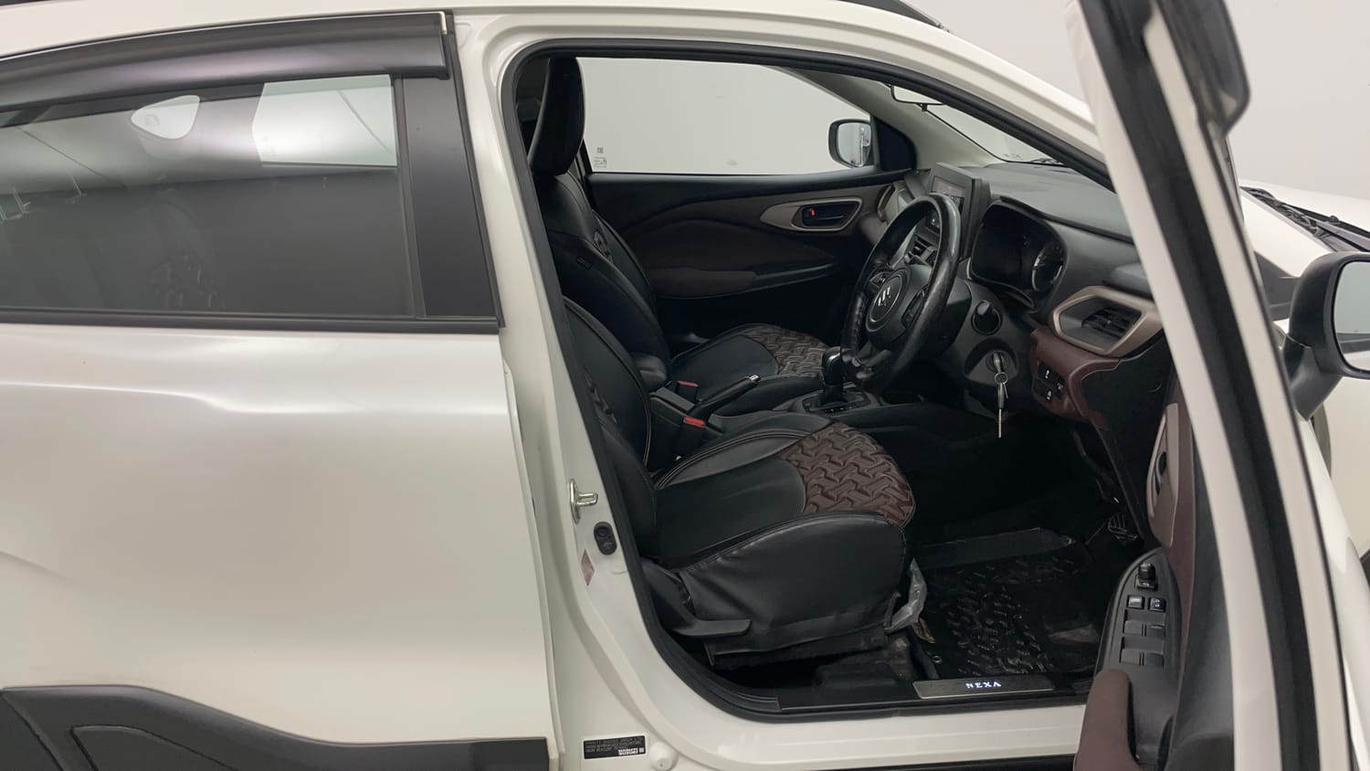 Used 2024 Maruti Suzuki Fronx Delta Plus 1.2L AGS Petrol Automatic interior RIGHT SIDE FRONT DOOR CABIN VIEW