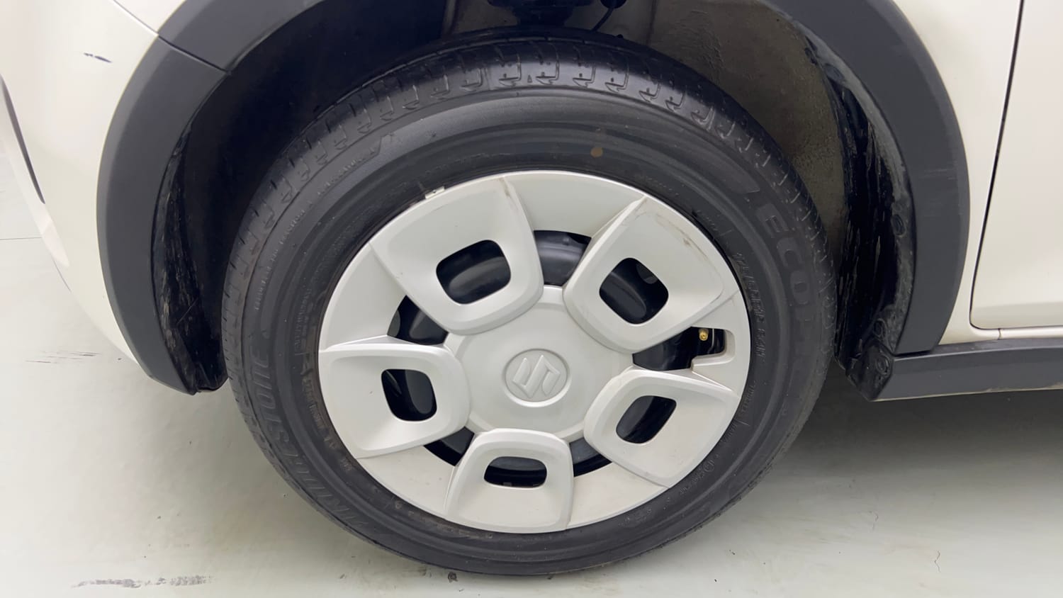 Used 2026 Maruti Suzuki Ignis Delta 1.2 MT Petrol Manual tyres LEFT FRONT TYRE RIM VIEW