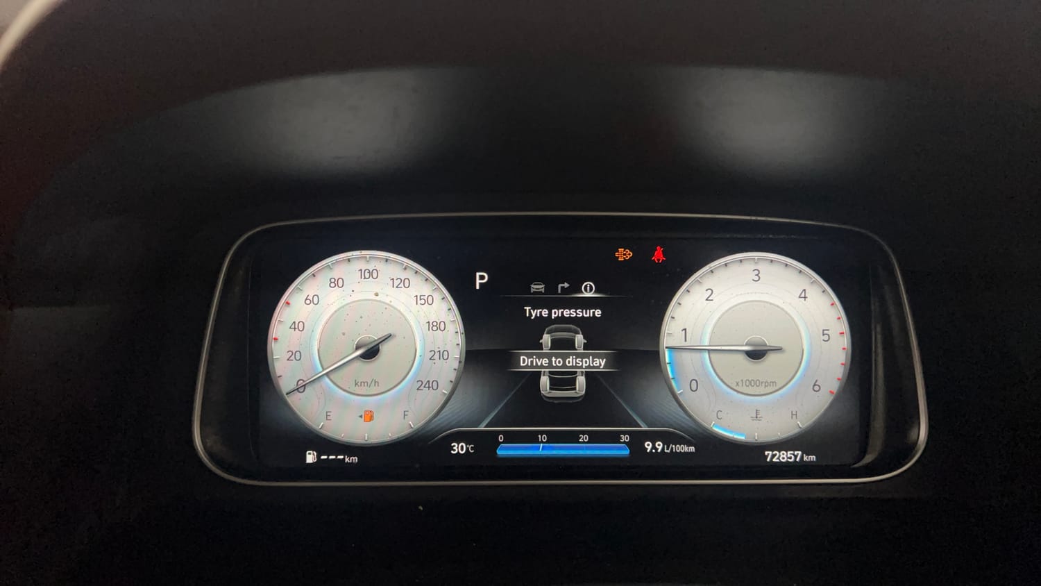 Used 2021 Hyundai Alcazar Signature (O) 6 STR 1.5 Diesel AT Diesel Automatic interior CLUSTERMETER VIEW