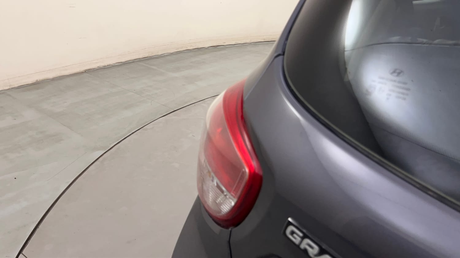 Used 2014 Hyundai Grand i10 Sportz 1.2 Kappa VTVT Petrol Manual dents MINOR DENT