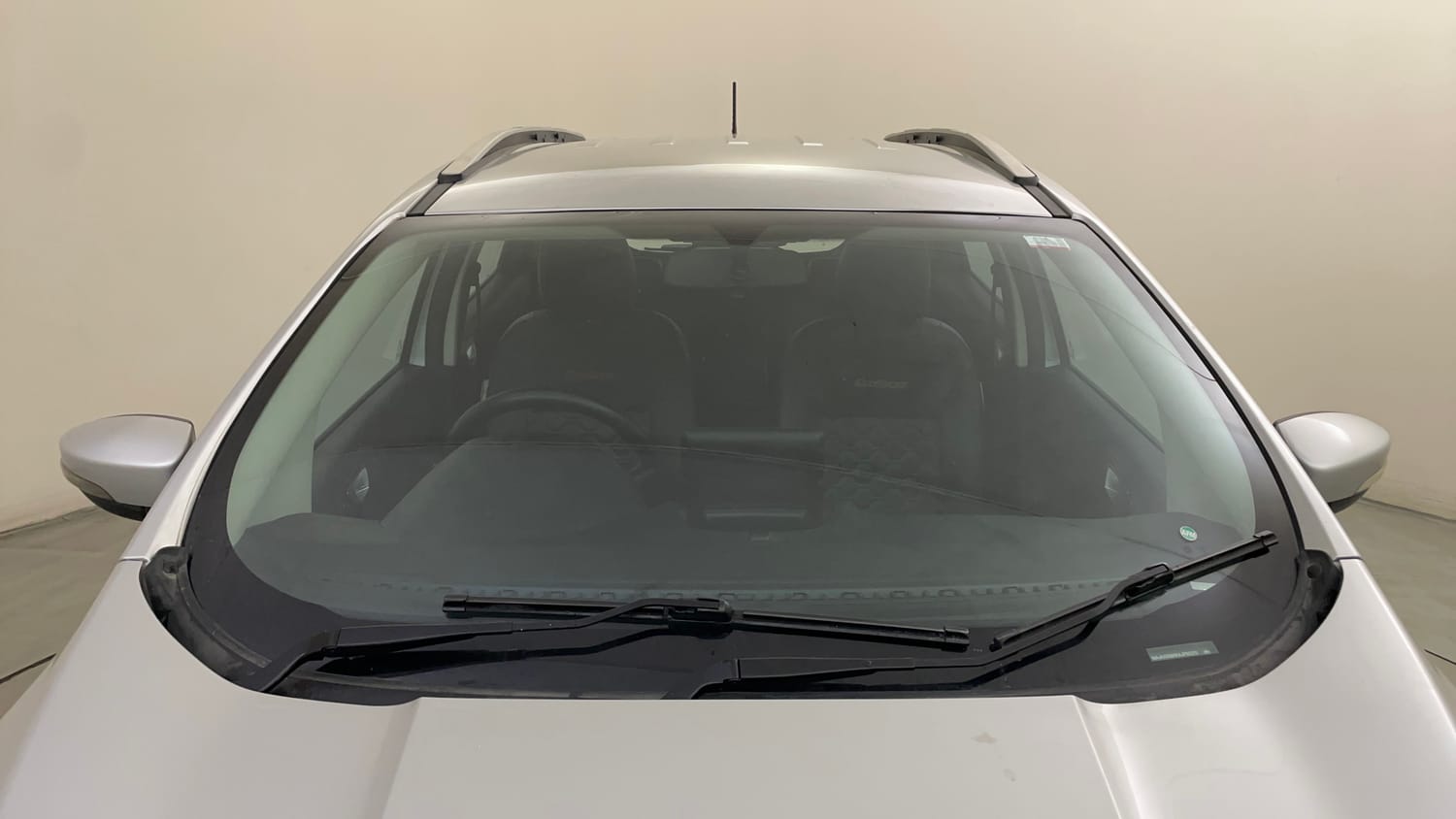 Used 2019 Ford EcoSport Titanium 1.5L TDCi Diesel Manual exterior FRONT WINDSHIELD VIEW