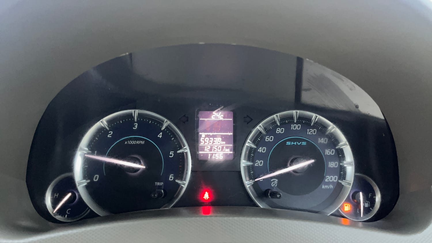 Used 2015 Maruti Suzuki Ertiga ZDI SHVS Diesel Manual interior CLUSTERMETER VIEW