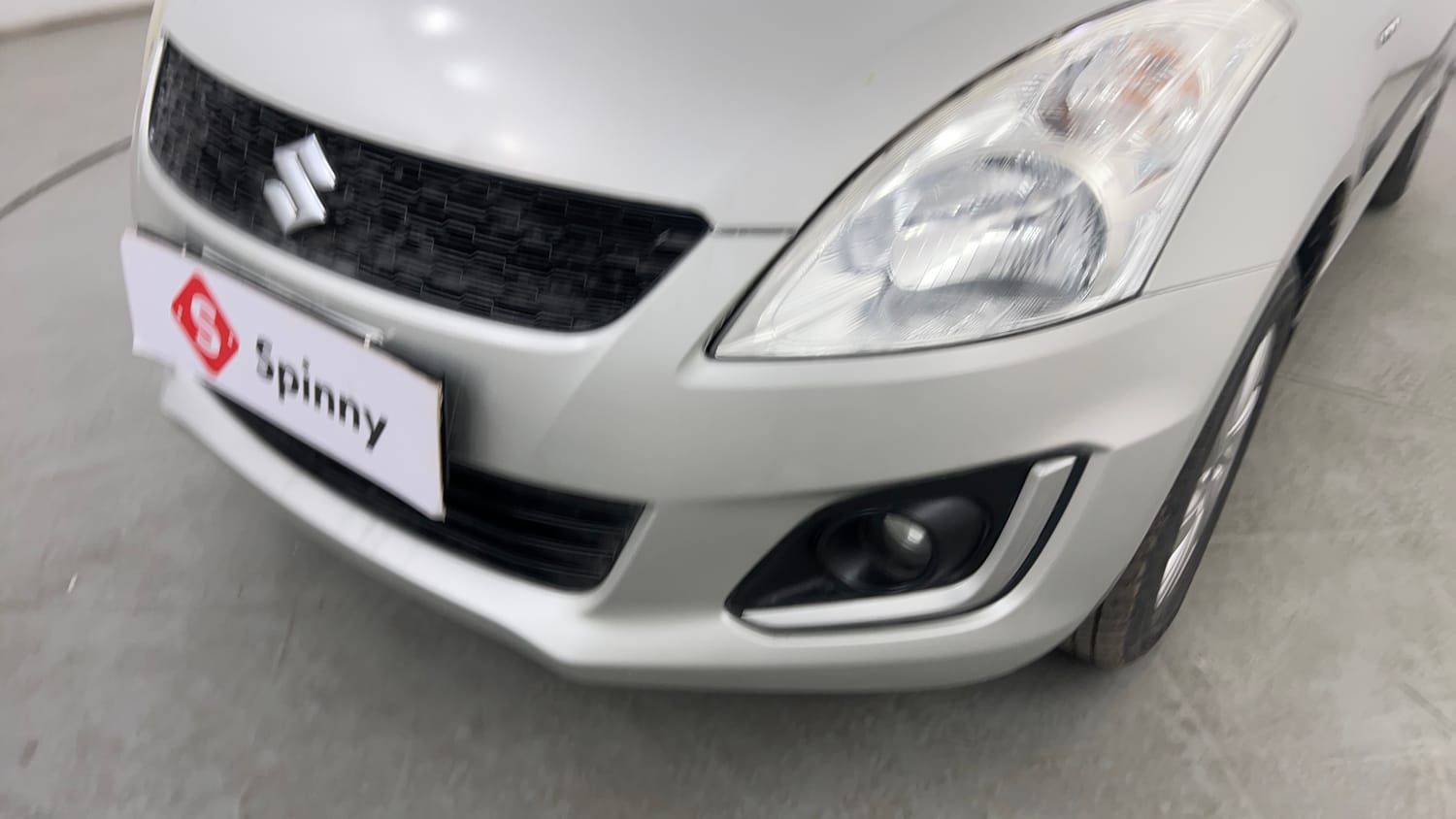 Used 2016 Maruti Suzuki Swift ZXi Petrol Manual dents MINOR SCRATCH
