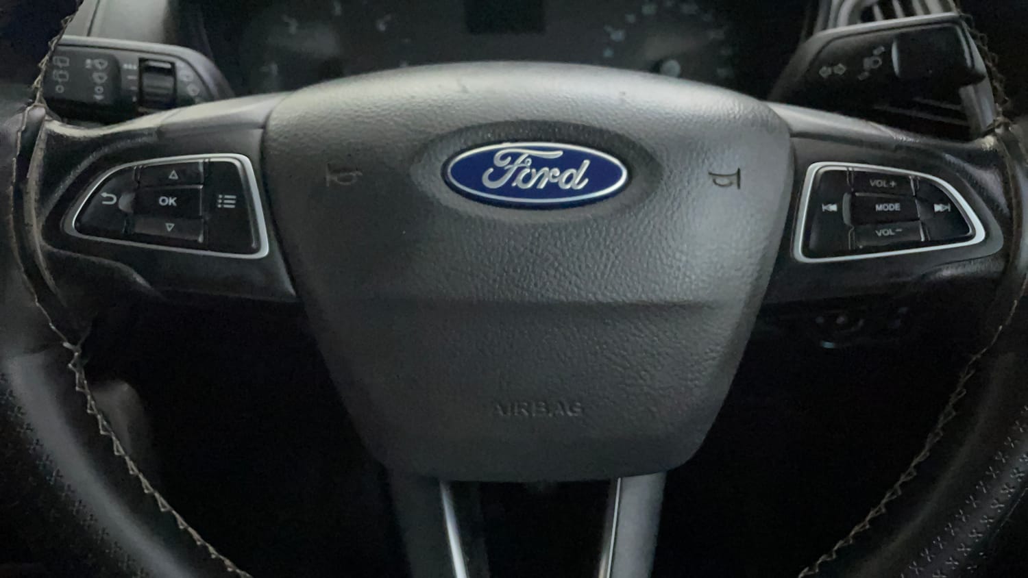 Used 2019 Ford EcoSport Titanium 1.5L TDCi Diesel Manual top_features Airbags