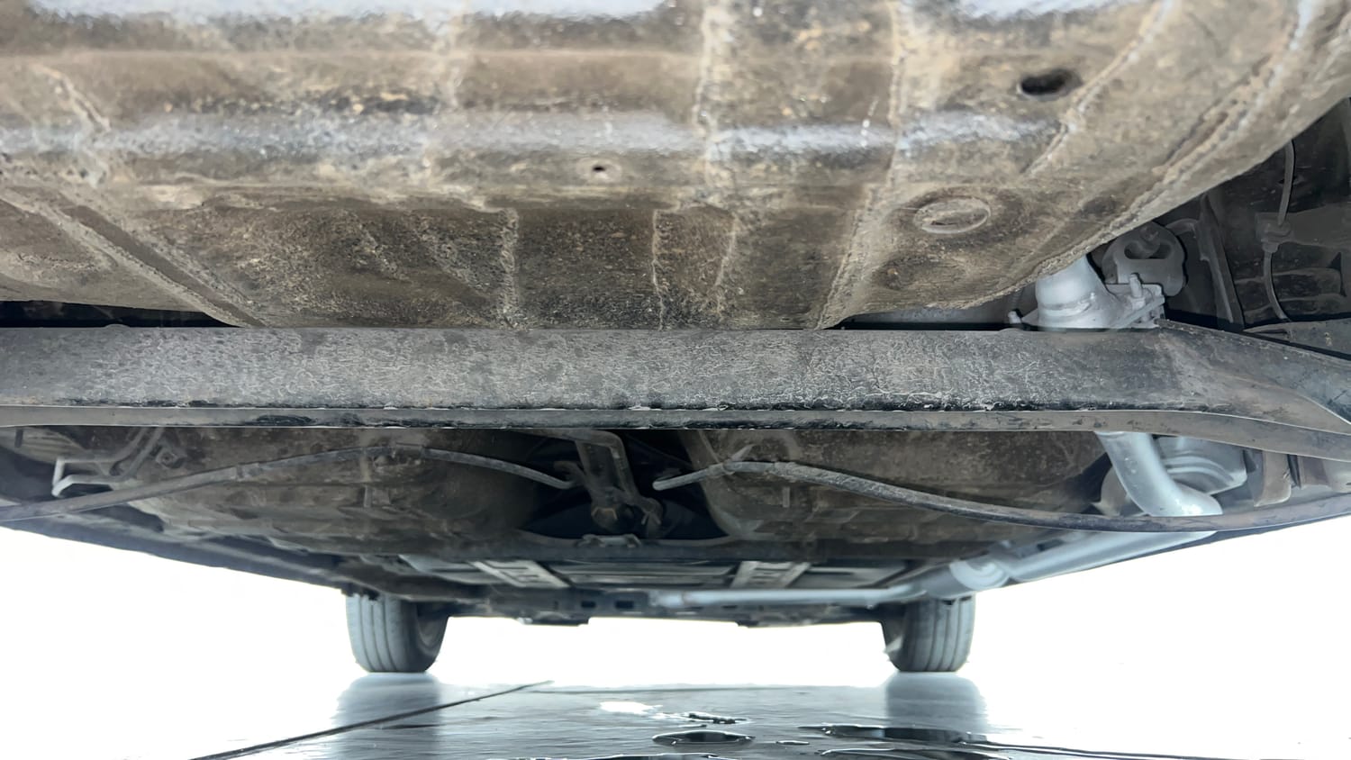 Used 2016 Honda Jazz V AT Petrol Petrol Automatic extra REAR UNDERBODY VIEW (TAKEN FROM REAR)