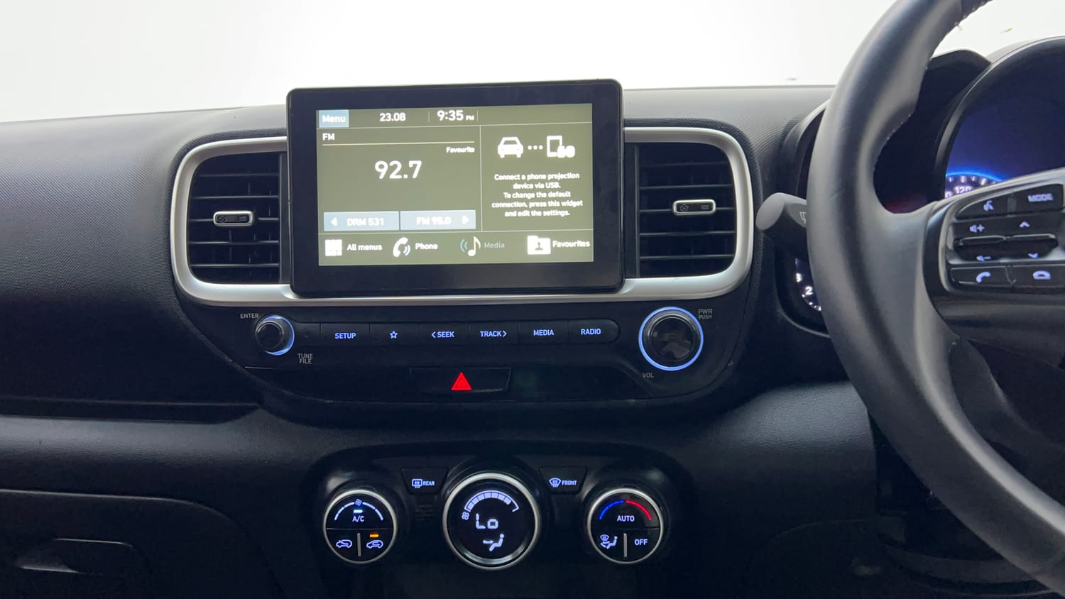 Used 2019 hyundai Venue SX 1.0 Turbo Petrol Petrol Manual interior MUSIC SYSTEM & AC CONTROL VIEW