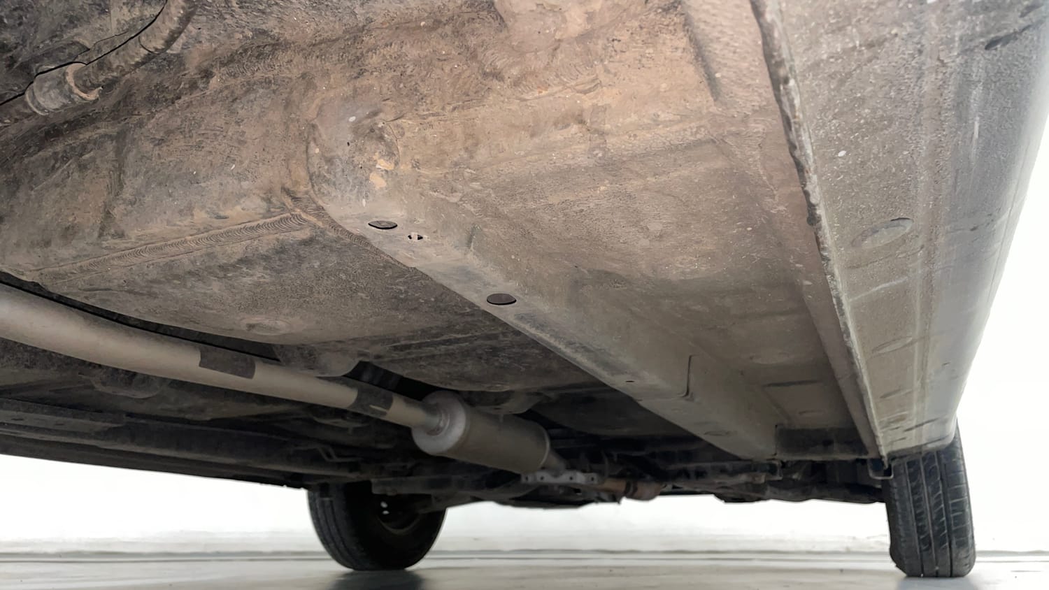 Used 2012 Hyundai i10 Sportz 1.2 AT Kappa2 Petrol Automatic extra REAR RIGHT UNDERBODY VIEW