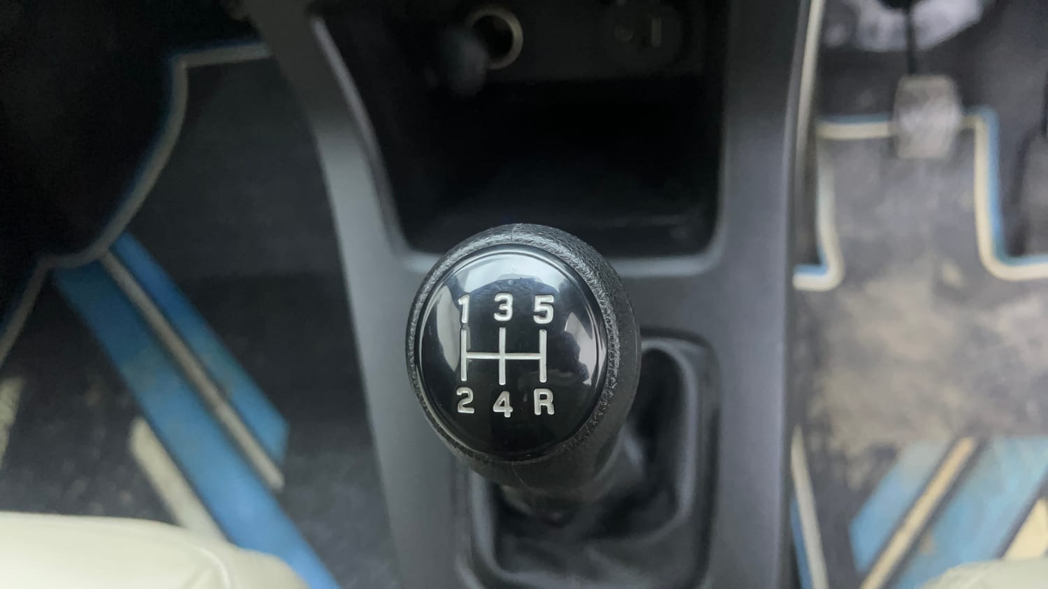 Used 2022 Maruti Suzuki Wagon R ZXI Plus 1.2 Petrol Manual interior GEAR  KNOB VIEW