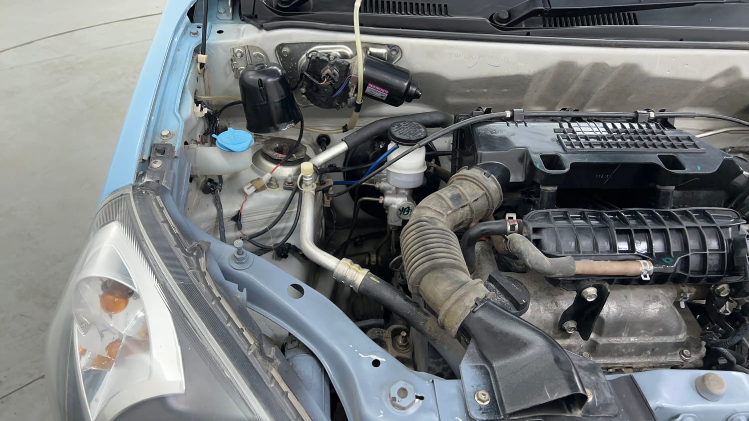 Used 2015 Maruti Suzuki Alto 800 Lxi Petrol Manual engine ENGINE RIGHT SIDE VIEW
