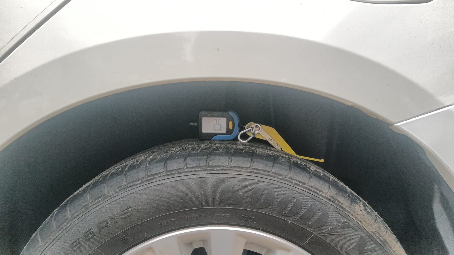 Used 2023 Maruti Suzuki Ciaz Zeta 1.5 Petrol Manual tyres LEFT REAR TYRE TREAD VIEW