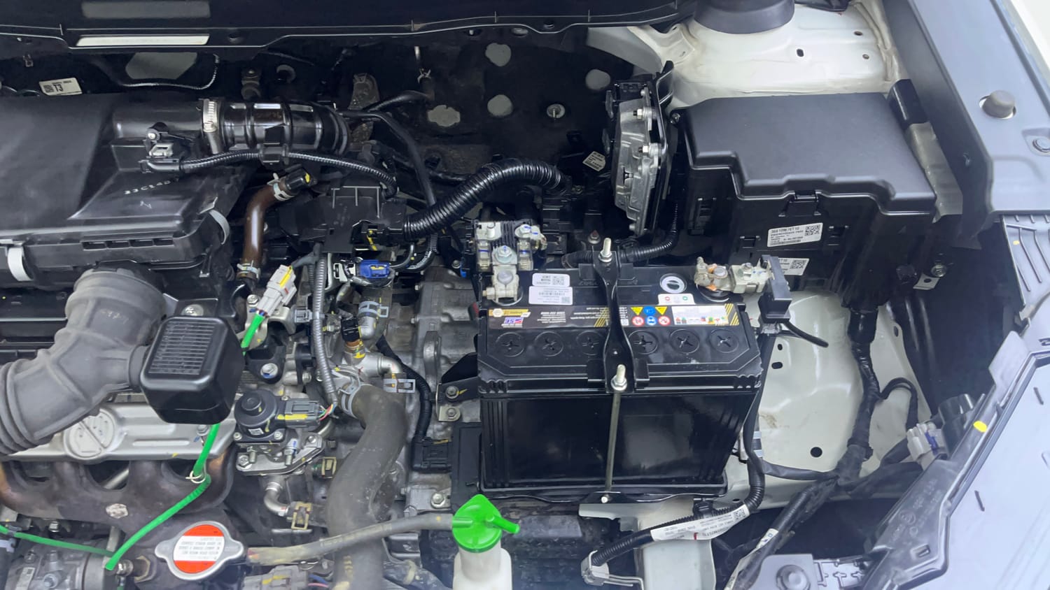 Used 2023 Maruti Suzuki Grand Vitara Zeta Smart Hybrid AT Petrol Automatic engine ENGINE LEFT SIDE VIEW